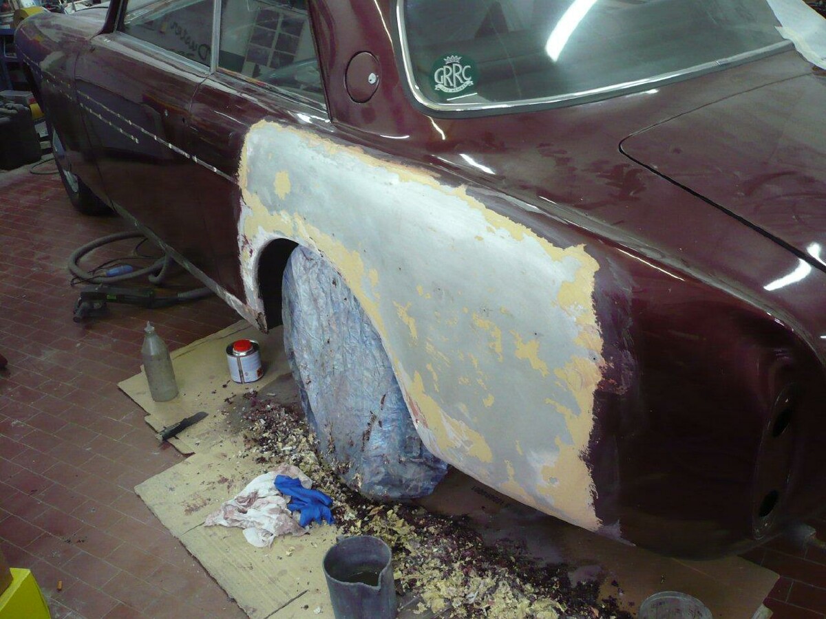 Bristol 409 stripping