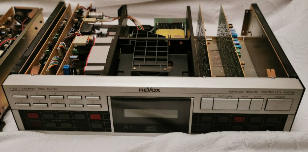 Studer/Revox classic CD players