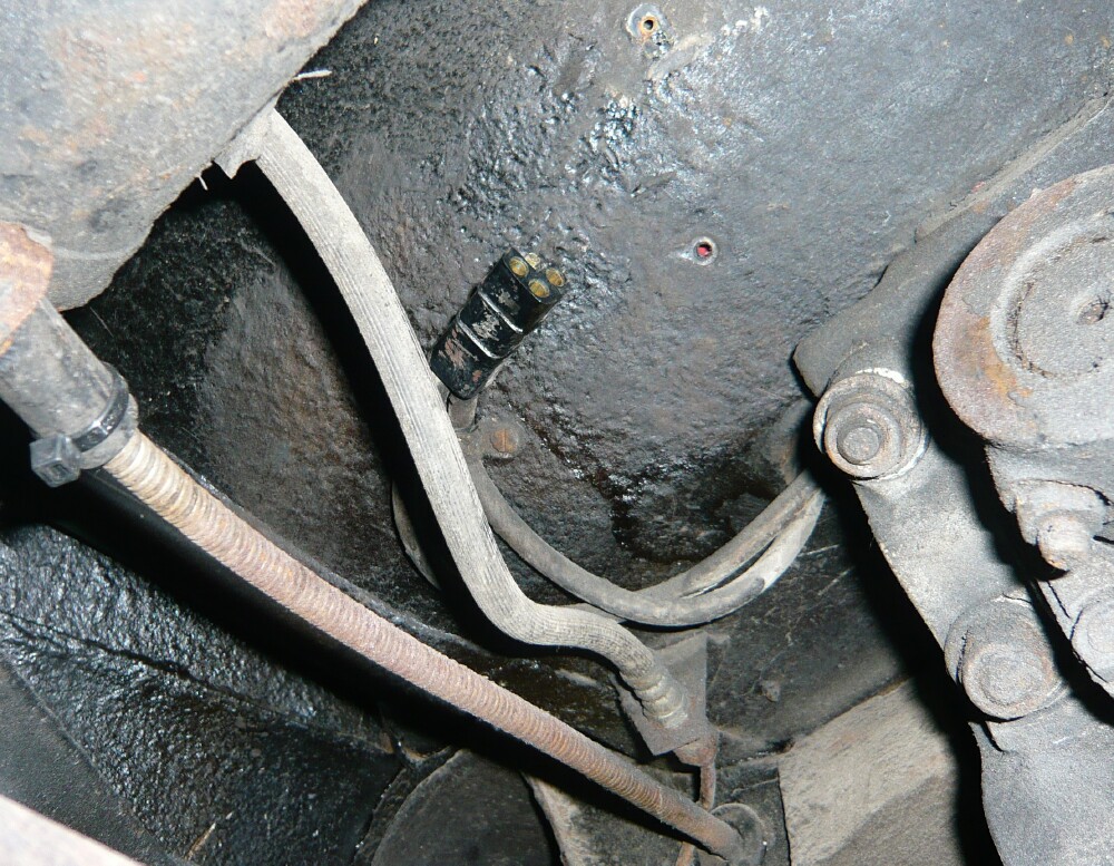Bristol 409 Armstrong Selectaride rear dampers