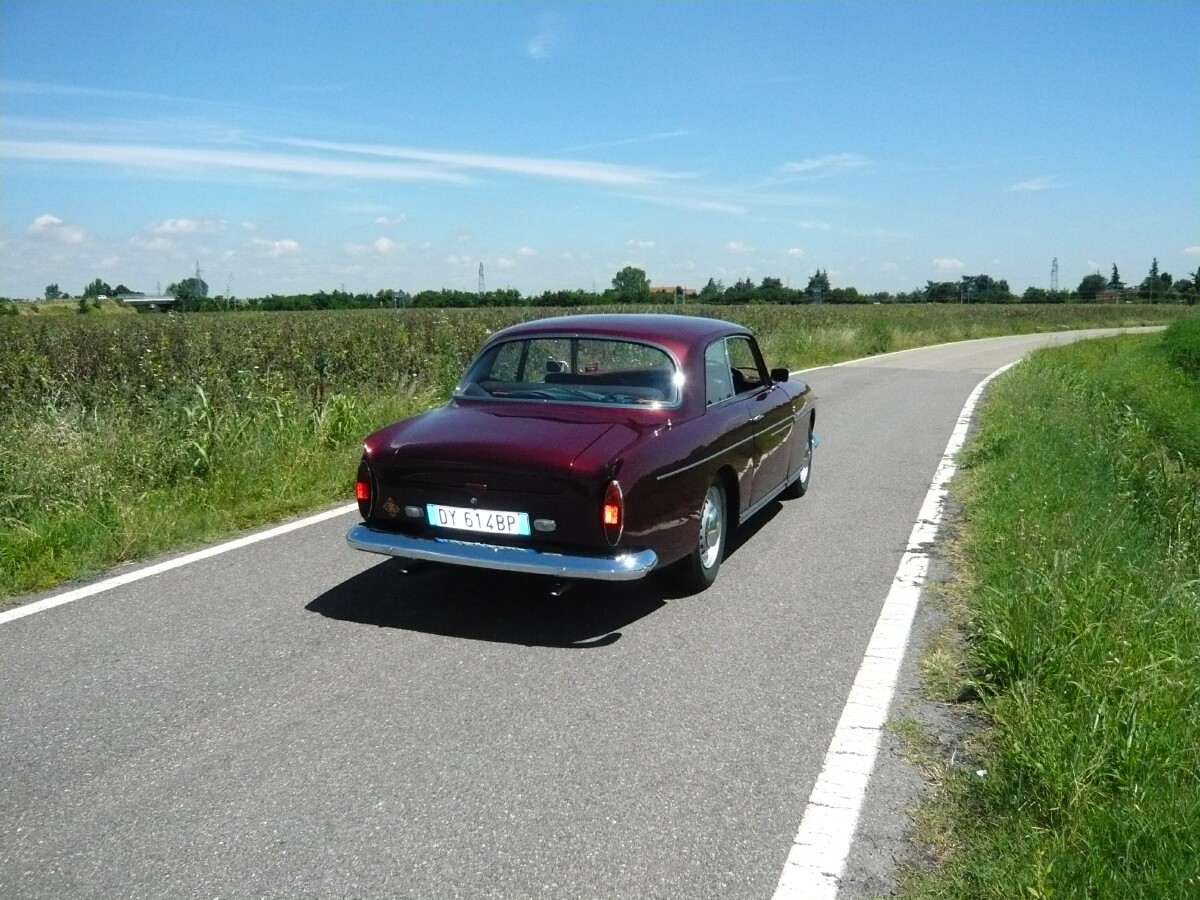 1966 Bristol 409