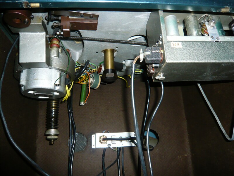 Carrson 61: a view underneath