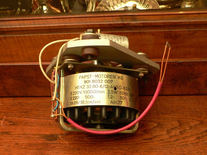 Carrson 61 broadcast studio turntable