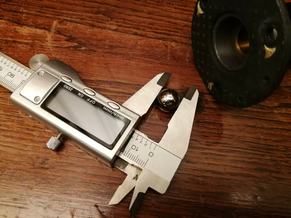 Building a high-performance classic custom broadcast deck